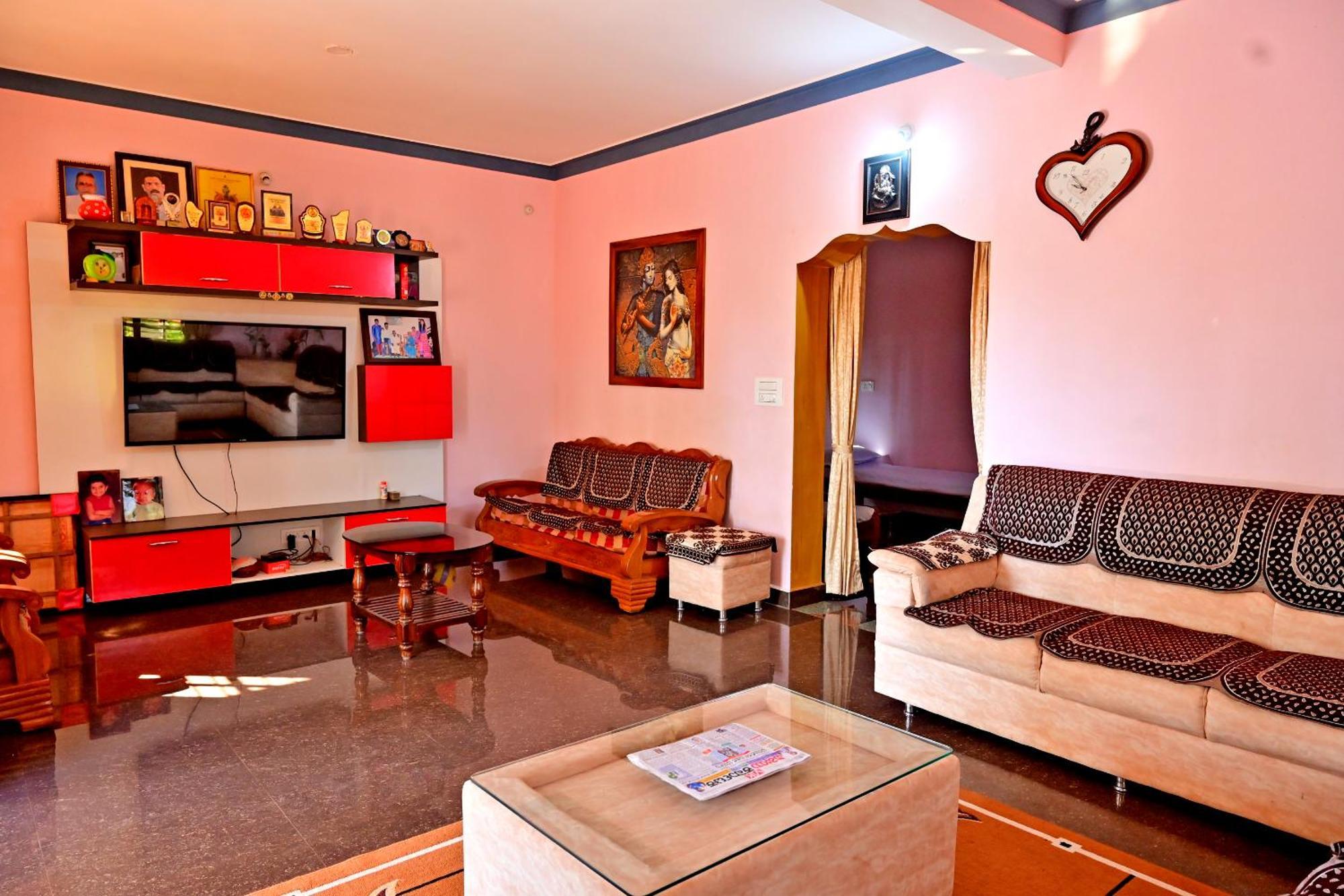 Hulihara Homestay - Full Villa, Coffee Estate & Balcony View Sakleshpur Exteriör bild