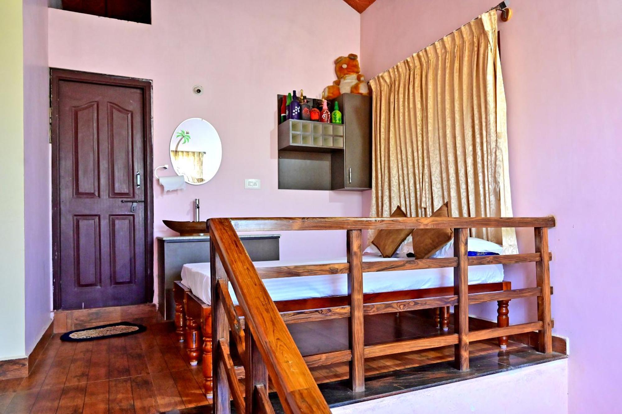 Hulihara Homestay - Full Villa, Coffee Estate & Balcony View Sakleshpur Exteriör bild